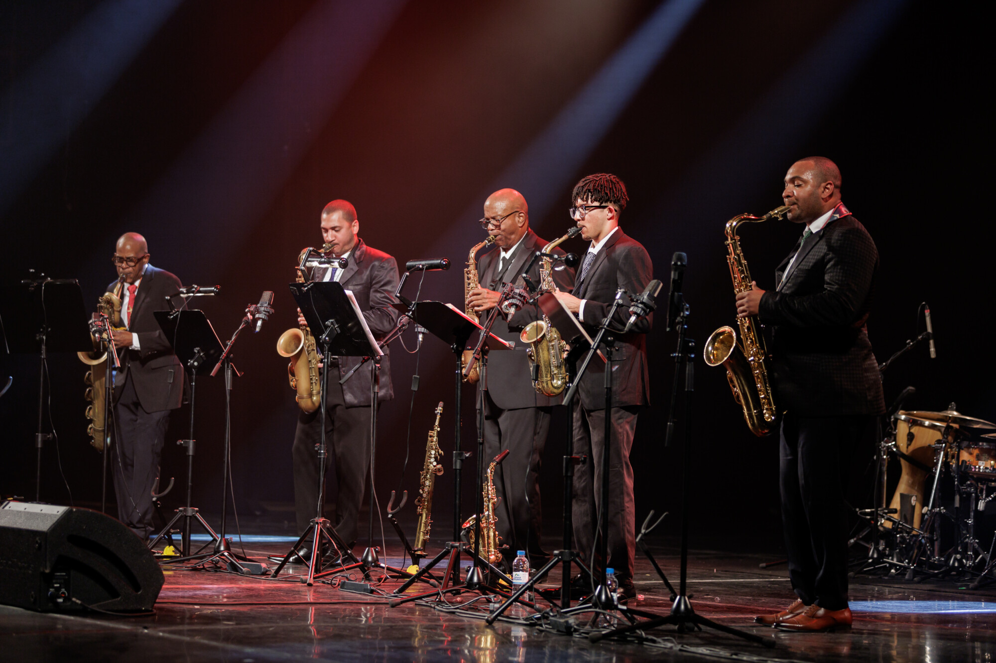 Квинтет кубинских саксофонистов Cuban Sax, фестиваль искусств Сочи. фотограф Виктор Боровских